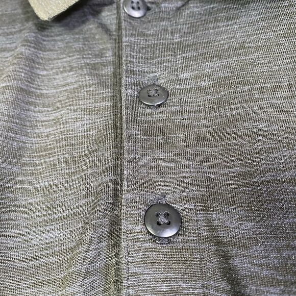 Lululemon Men's Large Short Sleeve Green Metal Vent Tech Performance Polo Shirt - Picture 3 of 9